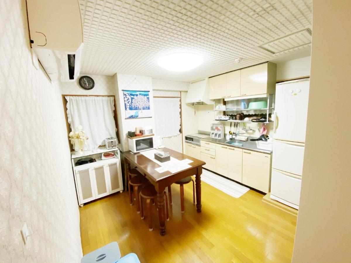 Guesthouse017徳島個室 飲食街中心 阿波踊り会館7分 文理&徳島大学 アスティとくしま車8分 Tokushima Bagian luar foto