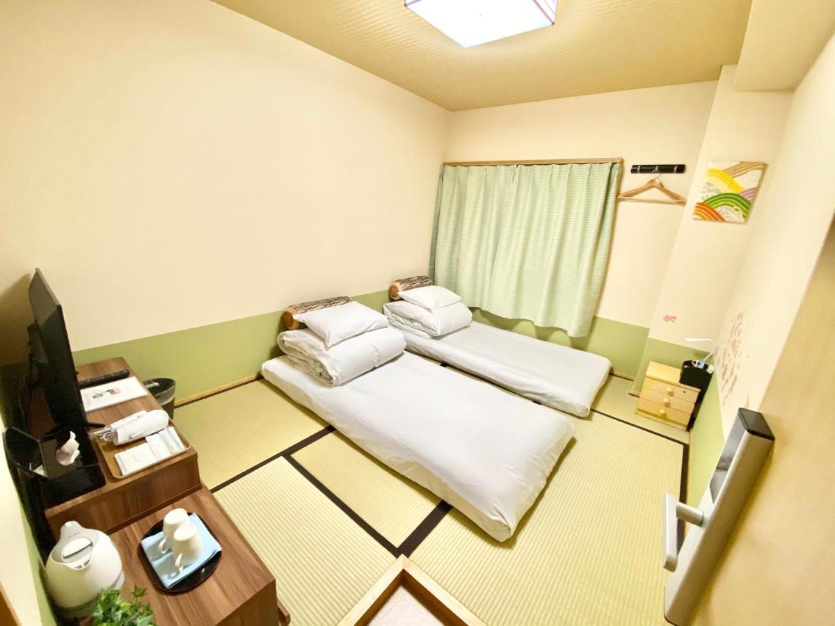 Guesthouse017徳島個室 飲食街中心 阿波踊り会館7分 文理&徳島大学 アスティとくしま車8分 Tokushima Bagian luar foto