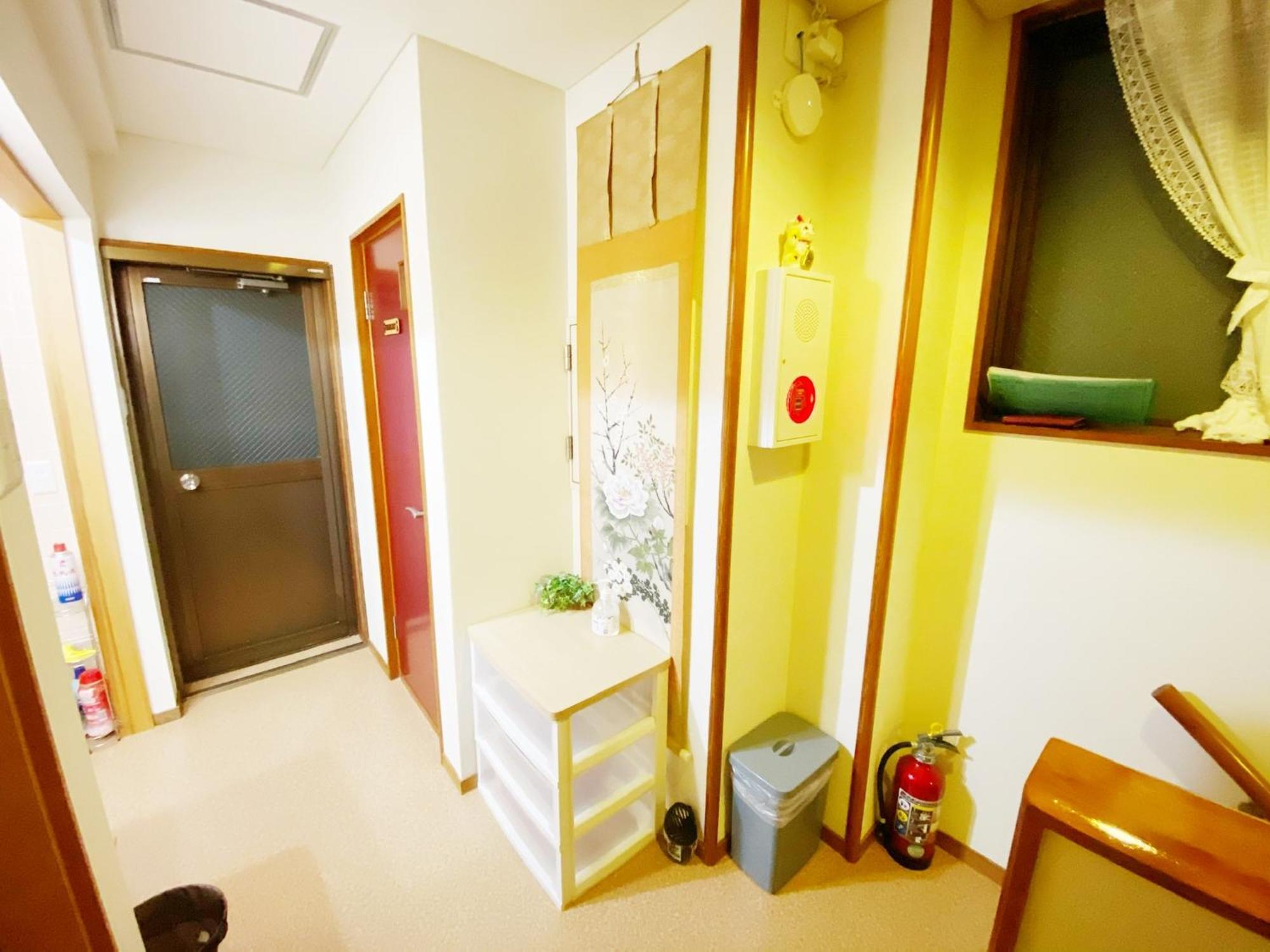 Guesthouse017徳島個室 飲食街中心 阿波踊り会館7分 文理&徳島大学 アスティとくしま車8分 Tokushima Ruang foto